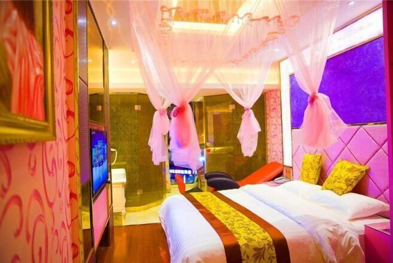 Bedroom 8