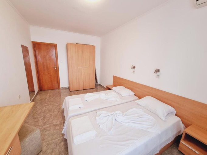 Bedroom 3, WATERMILL Apart Complex, Nesebar