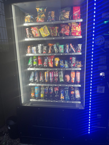 Food & Drinks