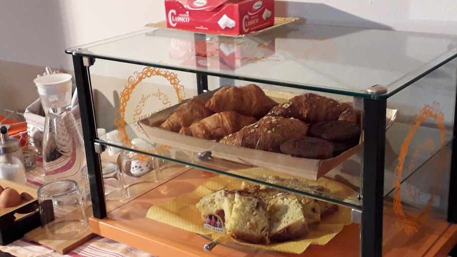 Food & Drinks 5, B&B Country House Crema, Cremona