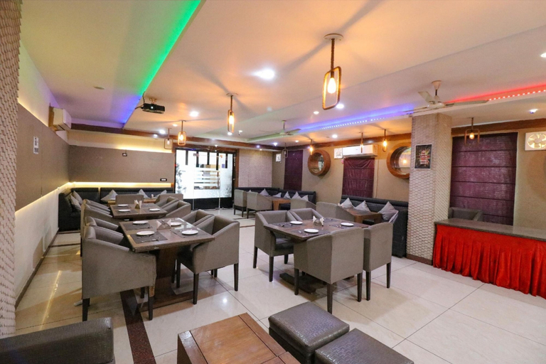 Food & Drinks 5, Fabhotel Narula, Dehradun