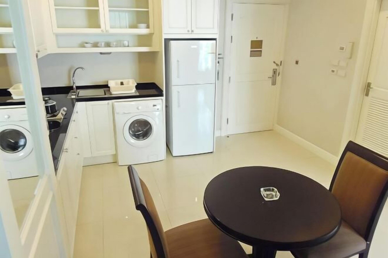 Dining Room 4