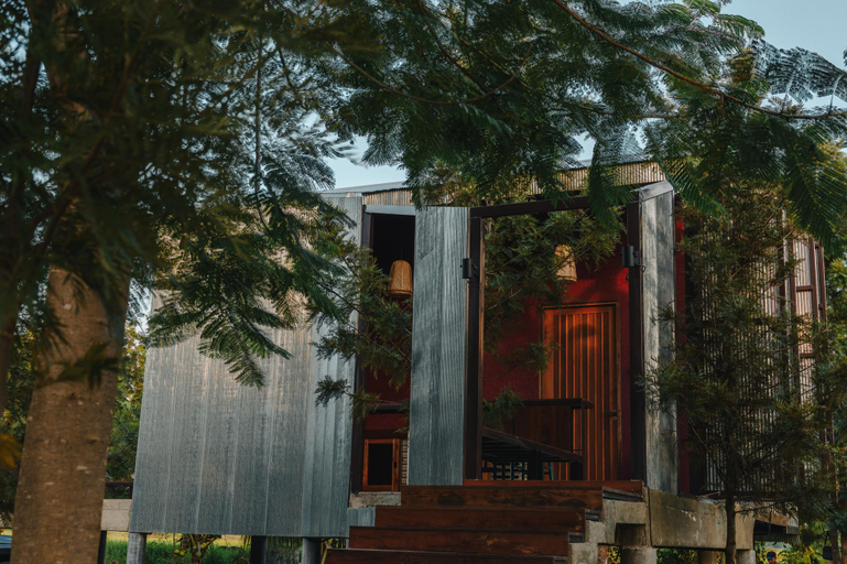 Others 5, STAY.PILAFarm, Lom Sak