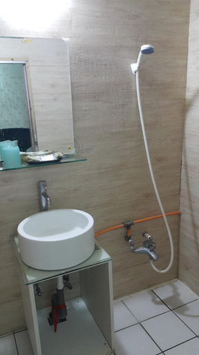 Others 3, Awesome Hotel, New Taipei City