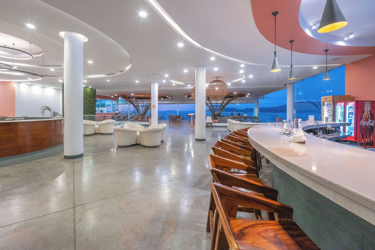 Food & Drinks 5, Dunama Ocean View Hotel, Santa Cruz