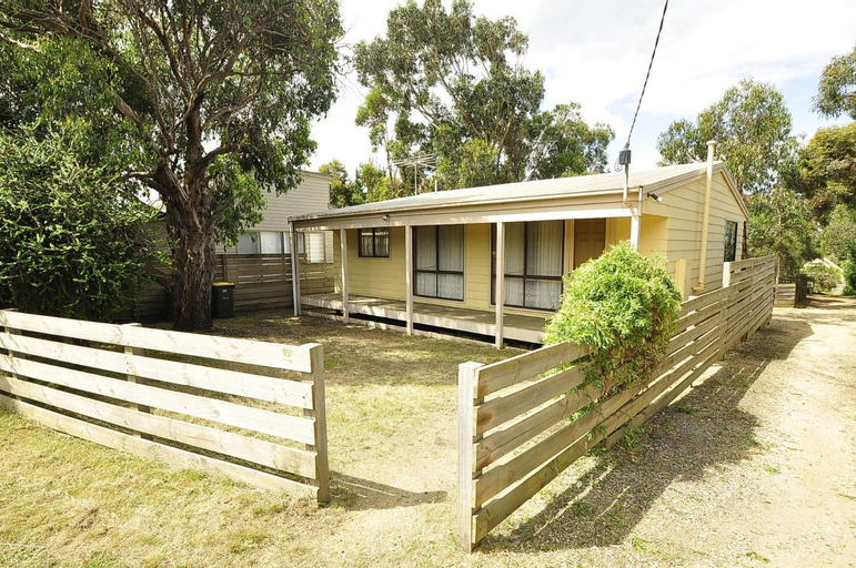 Kates Cottage, Surf Coast - West