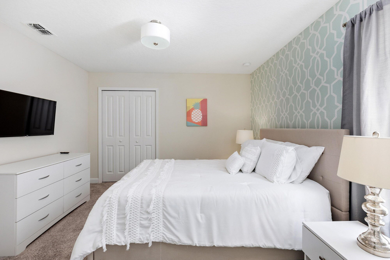 Room 3, 1509 MC - Exquisite 8BR Villa With Pool Games, Osceola