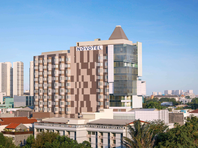 Exterior & Views 2, Novotel Jakarta Cikini, Central Jakarta