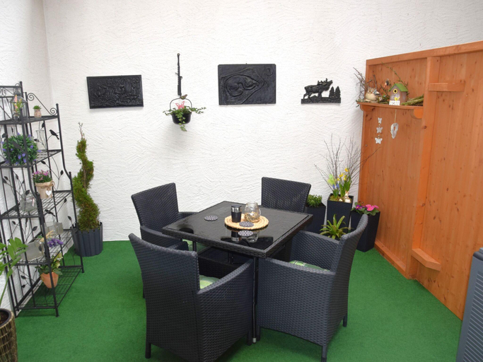 Others 3, Holiday home in Wilsecker with private terrace, Eifelkreis Bitburg-Prüm