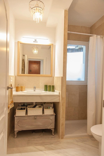 Bathroom, Cozy Apartment by the Sea in Carboneras, Almería