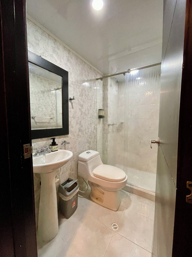 Bathroom 4, Hotel Embajada 44, Santafé de Bogotá