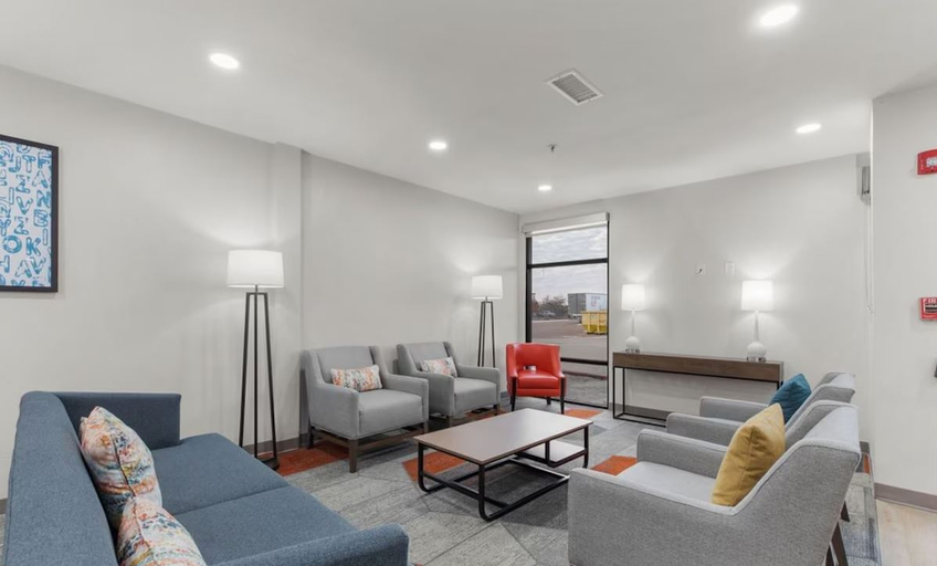 Public Area 2, Comfort Suites Laredo - Nuevo Laredo, Webb