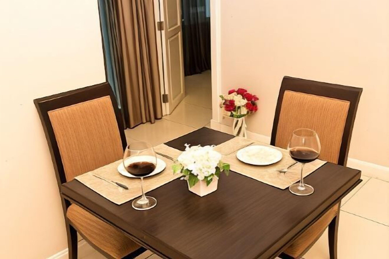 Dining Room 17