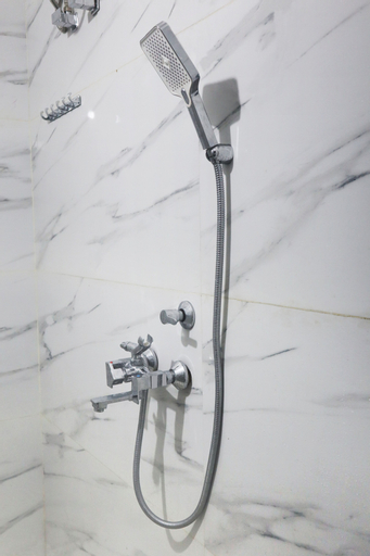 Bathroom 4