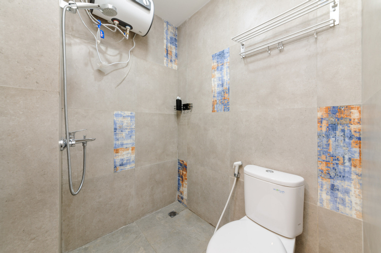 Bathroom 19