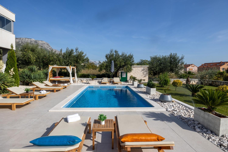 Others 4, Deluxe double room with sauna and pool, Kaštela