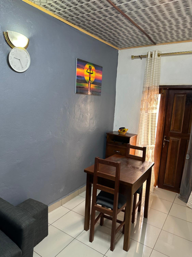 Others 4, LES LOGIS DE NOUVELLE ROUTE BASTOS, Mfoundi