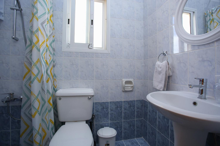Bathroom 4, "Star House" Private pool