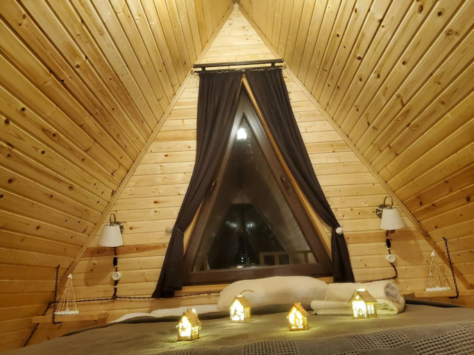 Others 3, Mountain hut in Kazbegi, Kazbegi