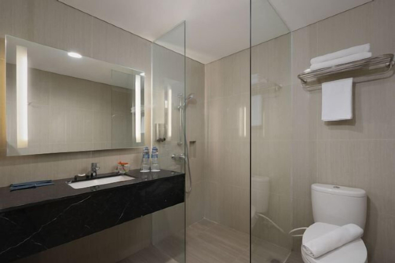 Bathroom 8