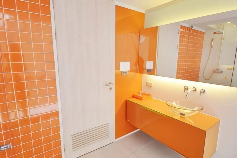 Bathroom 8
