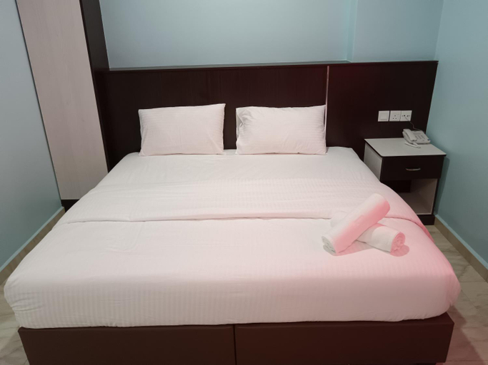 Bedroom 2, river hotel, Larut and Matang