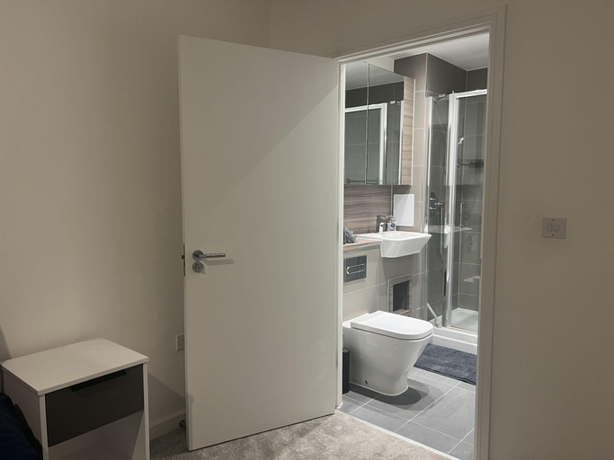 Bathroom 3, Riverside Retreat in Barking, London