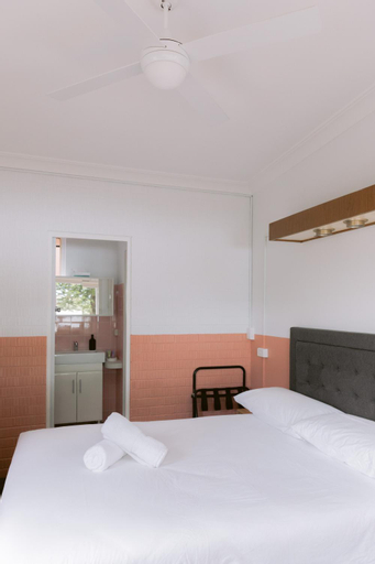 Bedroom 10