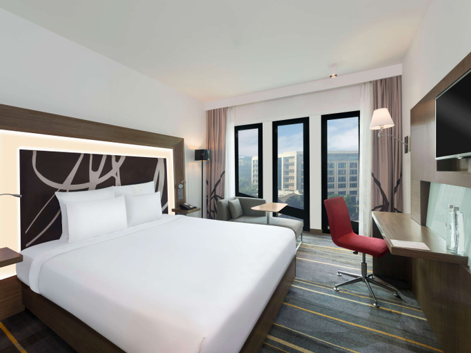 Bedroom 3, Novotel New Delhi Aerocity, West