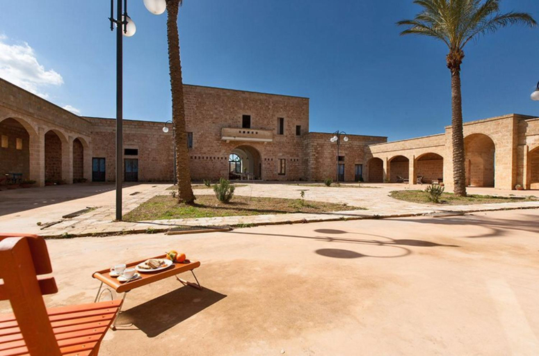 Exterior & Views 1, Masseria Galatea Agriturismo, Lecce