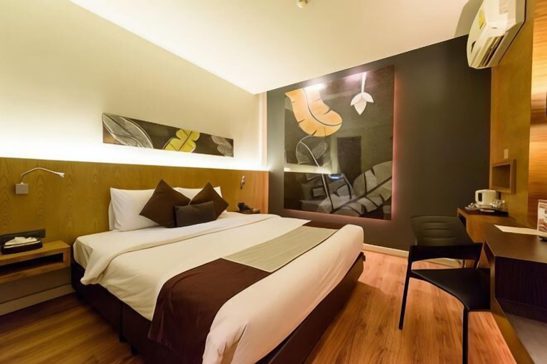 Bedroom 27
