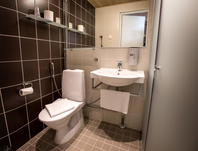 Bathroom 2, Hotelli Gustavelund, Uusimaa