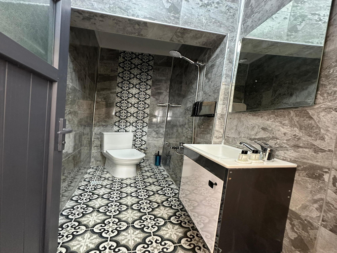 Bathroom 5, ASIL KOSOVA HOTEL, Fatih