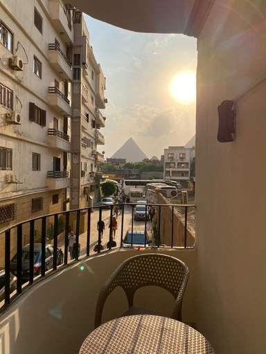 Others 3, Asma Pyramids View, Al-Ahram