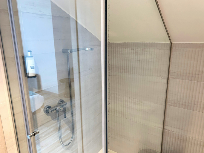 Bathroom 5, Pombal Rooms, A Coruña