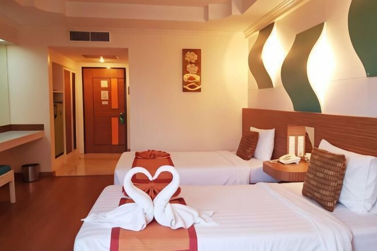 Bedroom 28