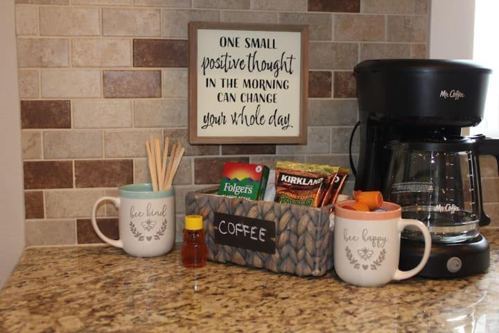 Facilities 4, HoneyHomes Spectacular View Home with Amenities, Pierce
