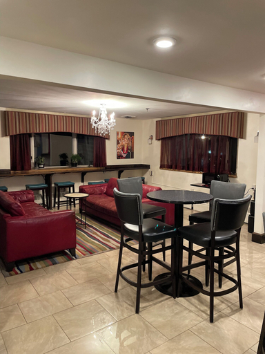 Food & Drinks 5, Broadway & Main Hotel, Middlesex
