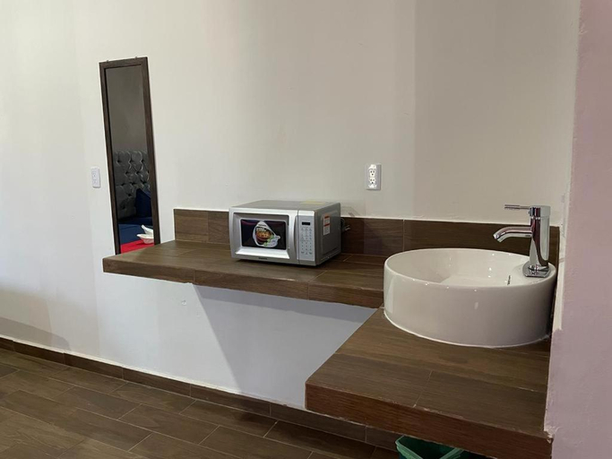 Bathroom 3, Hotel La Intimidad, Alvarado