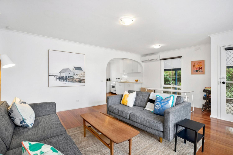 Others 4, Charming Sea Side Cottage in Rye, Mornington P'sula - South