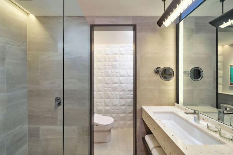 Bathroom 4