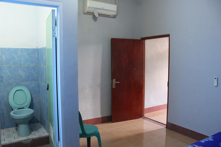 Bathroom, Penginapan Artha, Lombok
