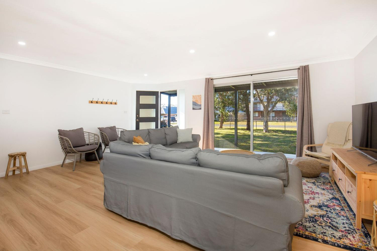 Others 5, Nautilus Pet Friendly 5 Mins Walk to Bay, Shoalhaven - Pt B