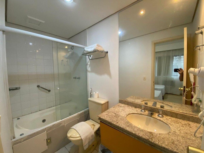 Bathroom, Hotel Bienal Suites Ibirapuera - UH507, São Paulo