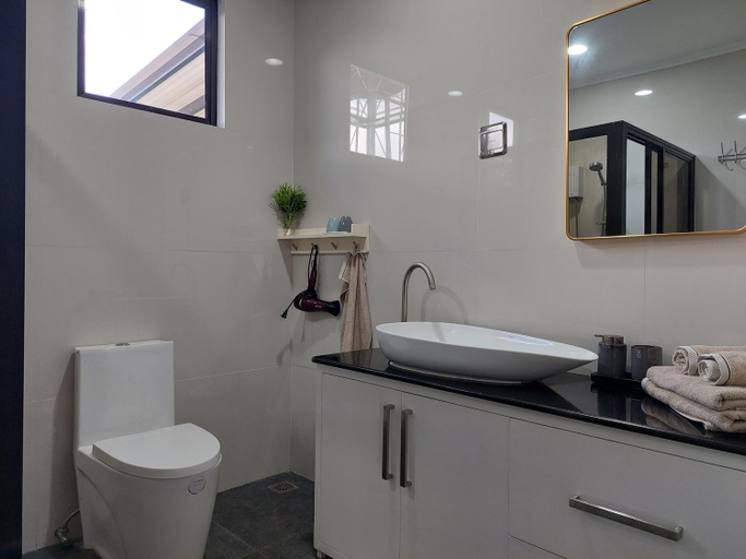 Bathroom 4, Matteo's hus VILLA RENTAL, Zamboanguita