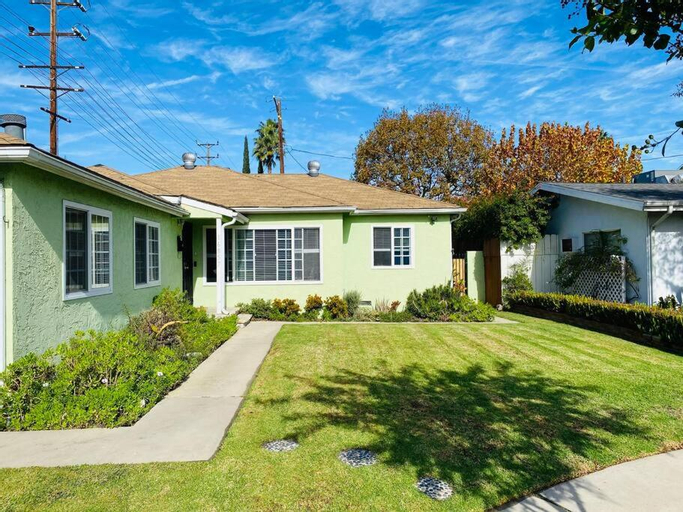 Endless summer in LA *HEATED POOL/HOT TUB/CABANA*, Los Angeles