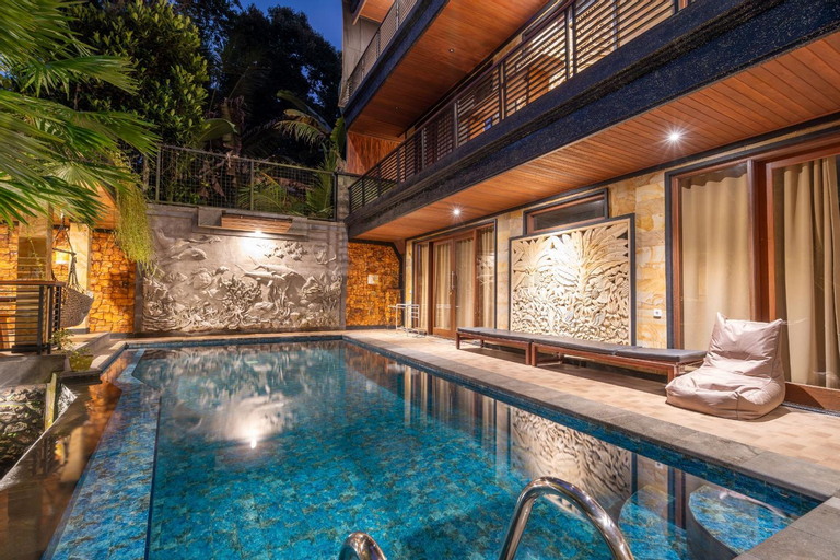 Swimming Pool 6