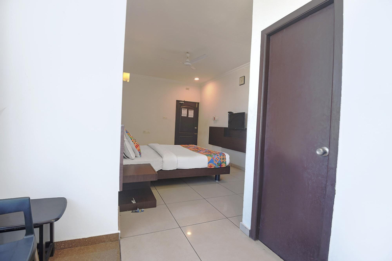 Bedroom 2, Fabhotel White Clouds, Tiruppur