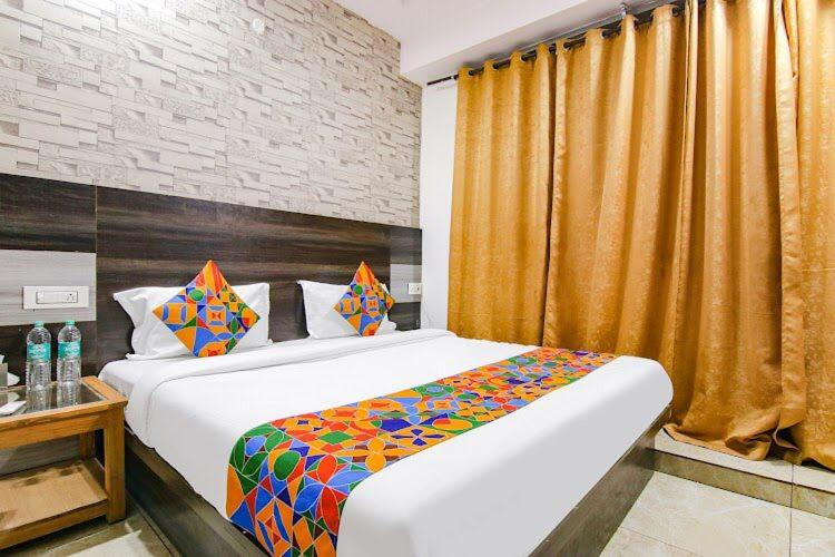 Bedroom 2, HOTEL DHANUA PALACE, Chandigarh