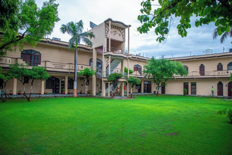 Others 5, Hotel Hari Sharanam, Kannauj